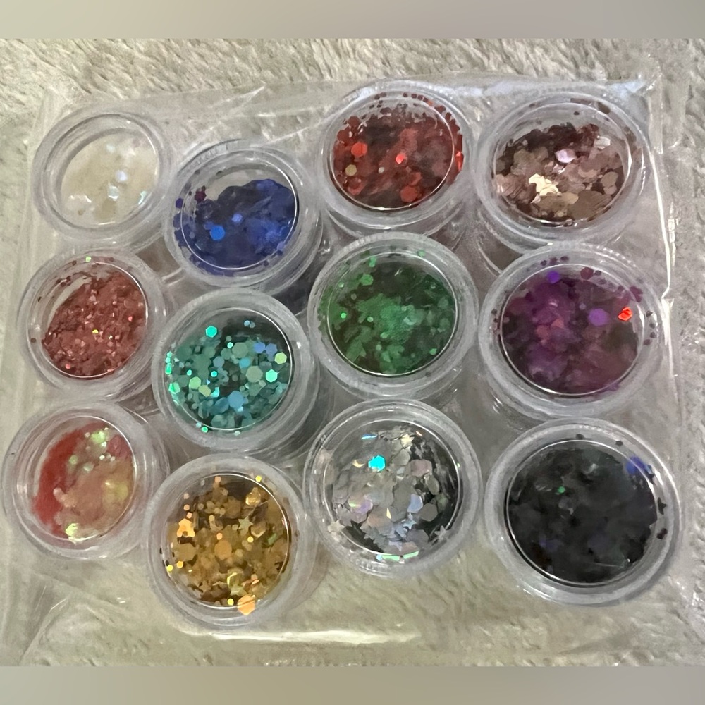 Nail art chunky glitter